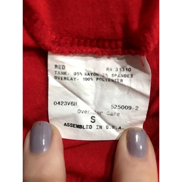 AGB red sheer ruffle sleeveless layered blouse women's size small - Picture 4 of 6